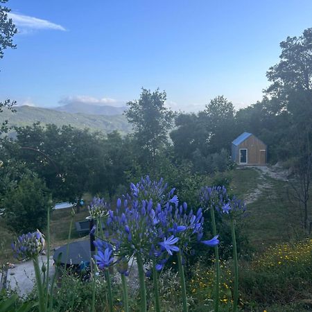 Villa Monkey Tiny Barnhouse With Amazing Views! à Folhadosa Extérieur photo