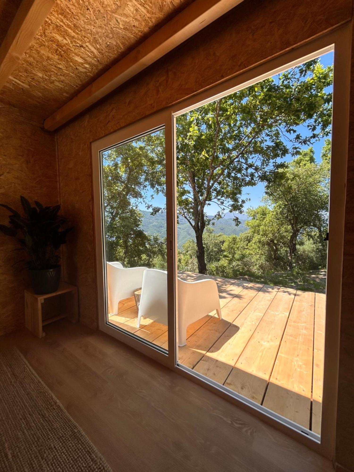 Villa Monkey Tiny Barnhouse With Amazing Views! à Folhadosa Extérieur photo