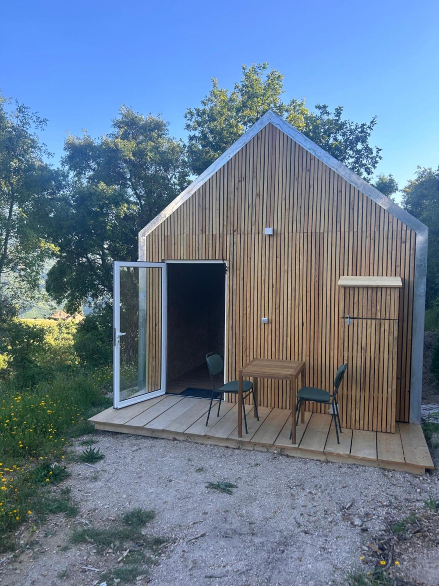 Villa Monkey Tiny Barnhouse With Amazing Views! à Folhadosa Extérieur photo