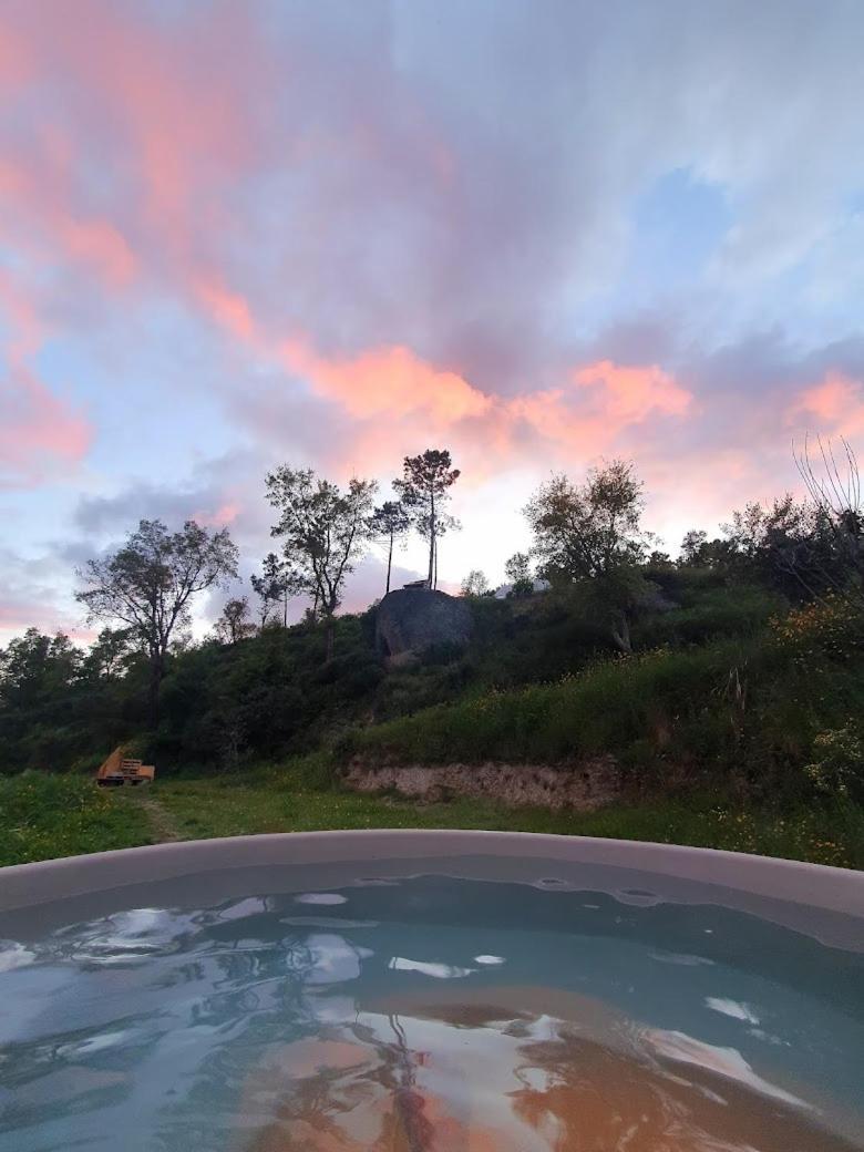 Villa Monkey Tiny Barnhouse With Amazing Views! à Folhadosa Extérieur photo