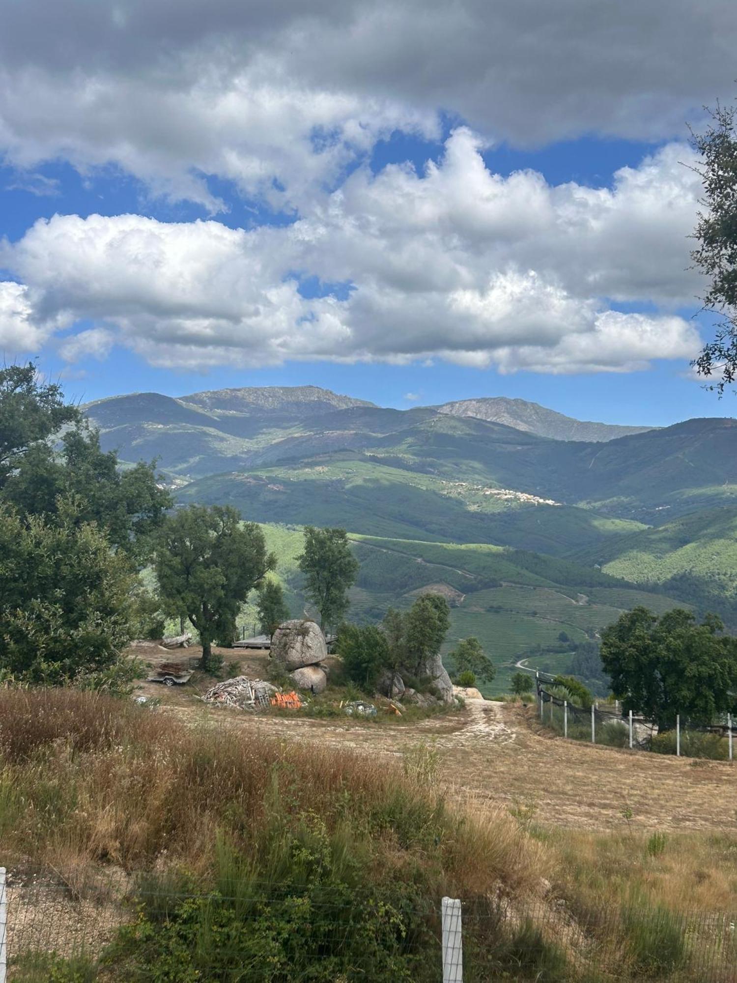Villa Monkey Tiny Barnhouse With Amazing Views! à Folhadosa Extérieur photo