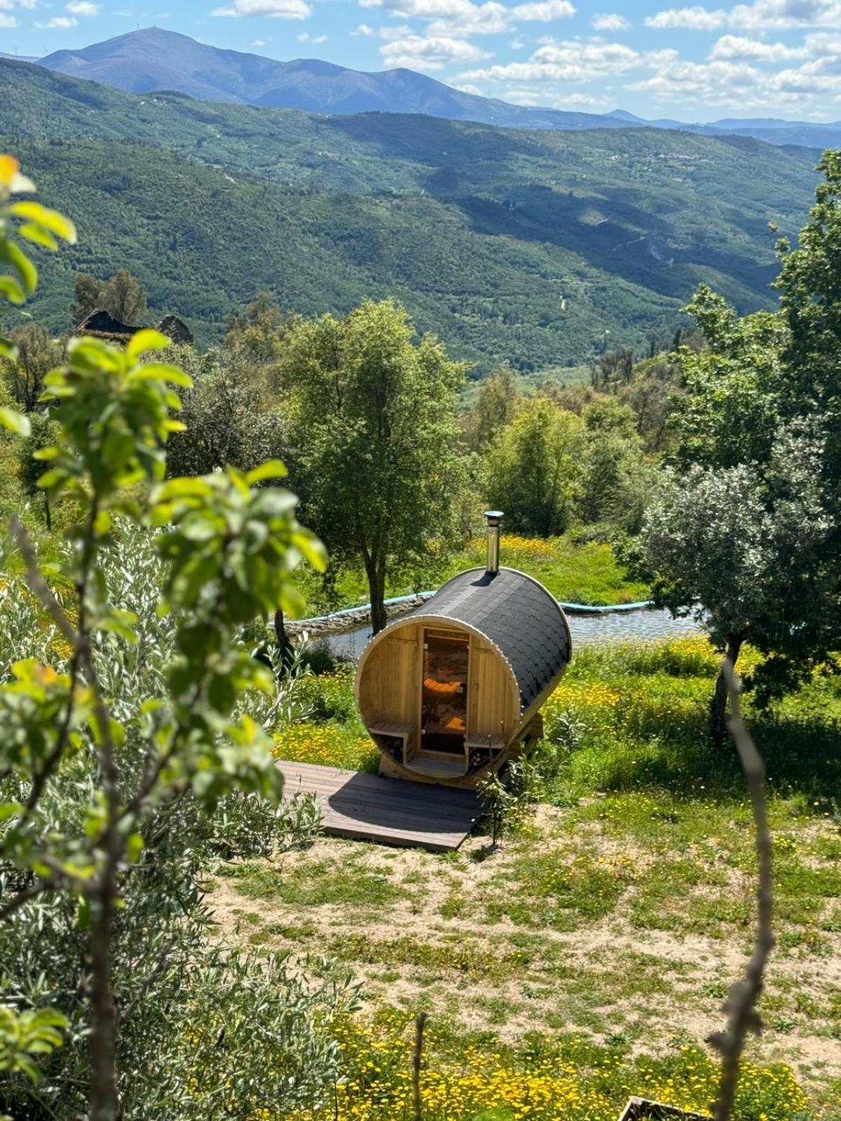 Villa Monkey Tiny Barnhouse With Amazing Views! à Folhadosa Extérieur photo